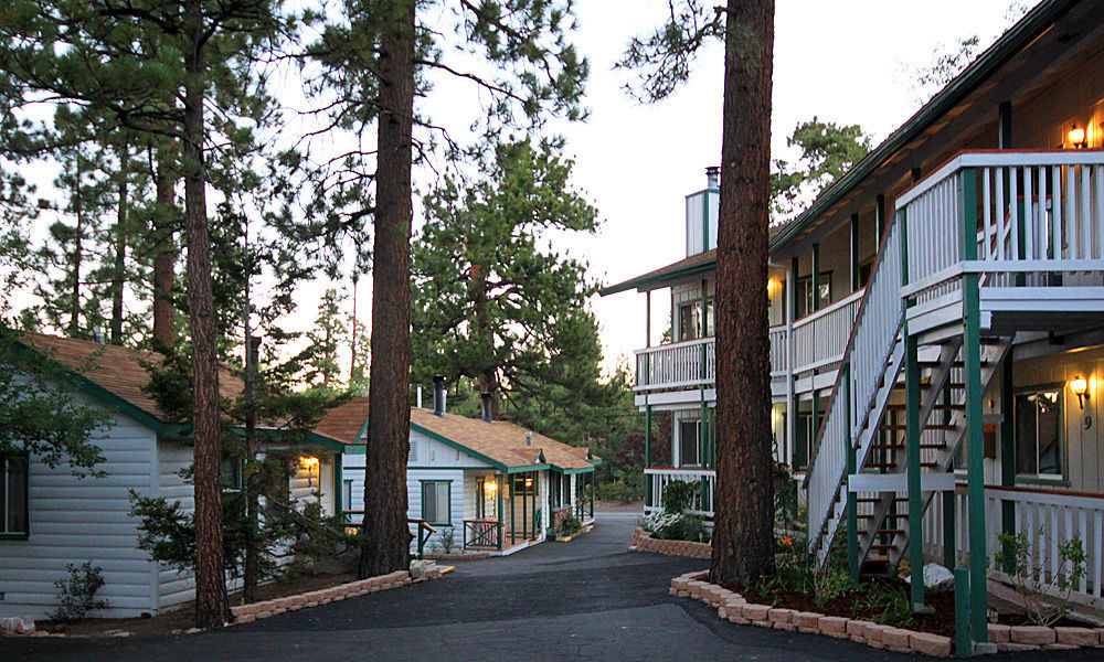 Hillcrest Suites & Cabins Биг Бэар Лейк Экстерьер фото